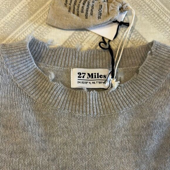 27 Miles Women’s Light Grey Skull Design Cashmere Sweater - Size S - Picture 5 of 9